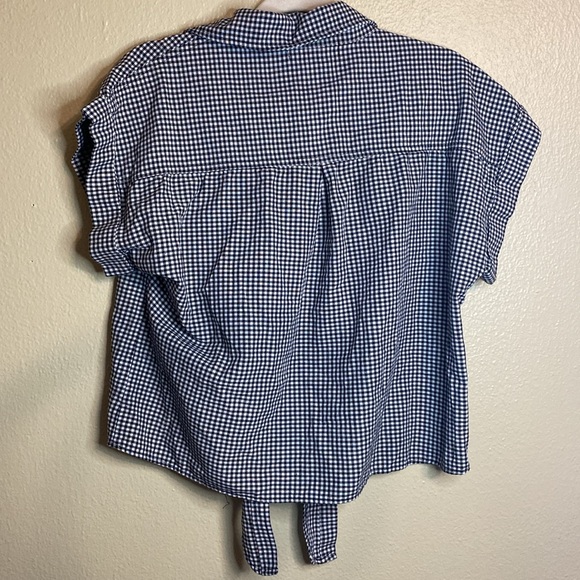 Gingham Tie Front Blouse - Picture 5 of 5